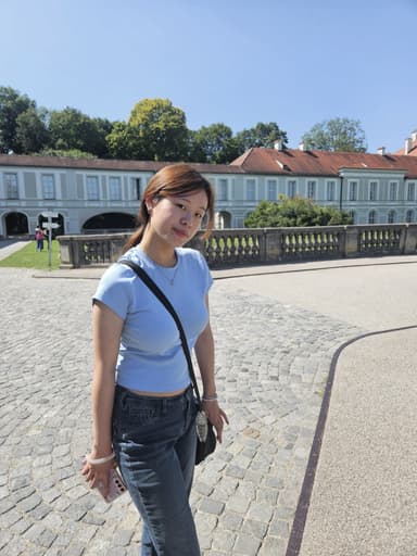 Photo of Zoe Chiu